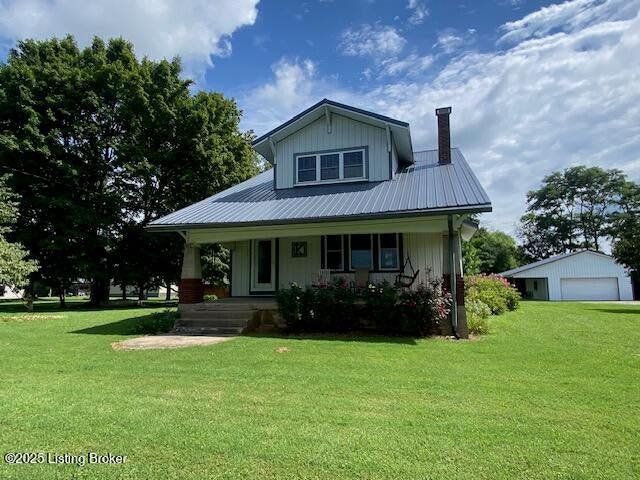 🏡Lets go take a look 👀 at  3734 New Shepherdsville Rd in historic Bardstown, Ky offered by Mike &amp; Kathy Ballard of Area One Realty🏡

This GREAT home 🏡 offers:
🏡 4 Bedrooms 🛌 
🏡 2 Bath🛁 
🏡 2car 🚗 detached garage with lean to on both side