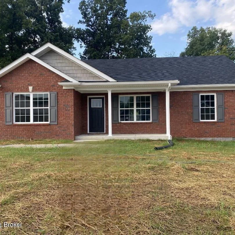 💥🏡 NEW PRICE🏡💥NEW PRICE🏡💥

🍀 Today is your LUCKY 🍀 Day! Don&rsquo;t miss your chance to own this beautiful new construction home 🏡 located at 411 Park Hill Ct. in historic Bardstown, Ky offered by Mike &amp; Kathy Ballard of Area One Realty?
