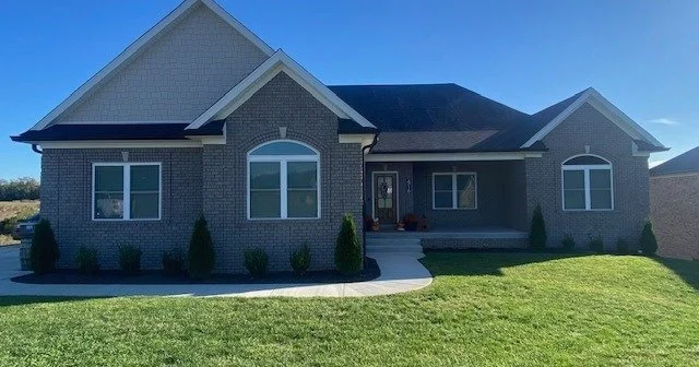 💚 Lucky in love with the idea of a new home? 🍀

If you&rsquo;re dreaming about the perfect place to call home, 🏡 now is the perfect time to make it happen! Whether you&rsquo;re ready to buy your first house, 🏡 upgrade to something bigger, or sell