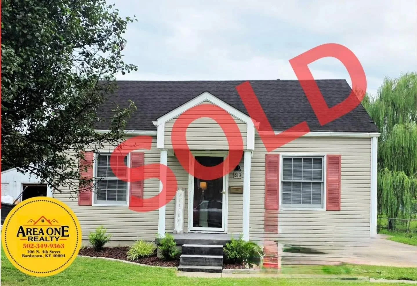 💥‼️Area One Realty would like to say a BIG CONGRATULATIONS 🎊🎉🎈 to both Kara Hamilton &amp; her wonderful sellers on the successful closing of 813 Johnson Street in historic, Bardstown, Ky💥‼️

Thank you for selecting Kara &amp; Area One Realty to
