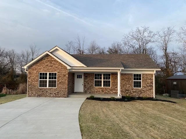 🌷🌸🌷Spring is the perfect season for fresh starts, and there&rsquo;s nothing better than stepping into a brand-new home! 🏡🐰Hop on over to Area One Realty and explore beautiful new construction homes 🏡 designed with modern features, comfort, and 