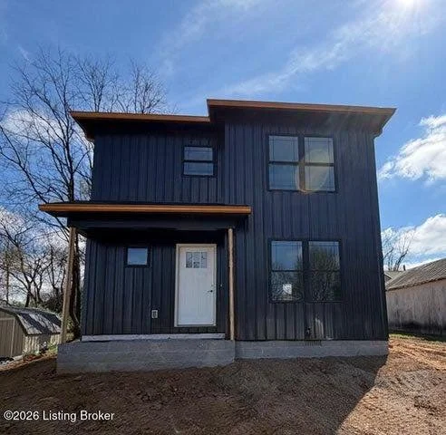 🌷🌸Check out this wonderful New Construction home 🏡 at 115 State Street in historic Bardstown, Ky offered by Mike &amp; Kathy Ballard of Area One  Realty🌸🌷

This GREAT home 🏡 Offers:
🌷 Three Bedrooms 🛌 
🌸 1.5 Bath 🛁 
🌷 2 story Metal home 🏡