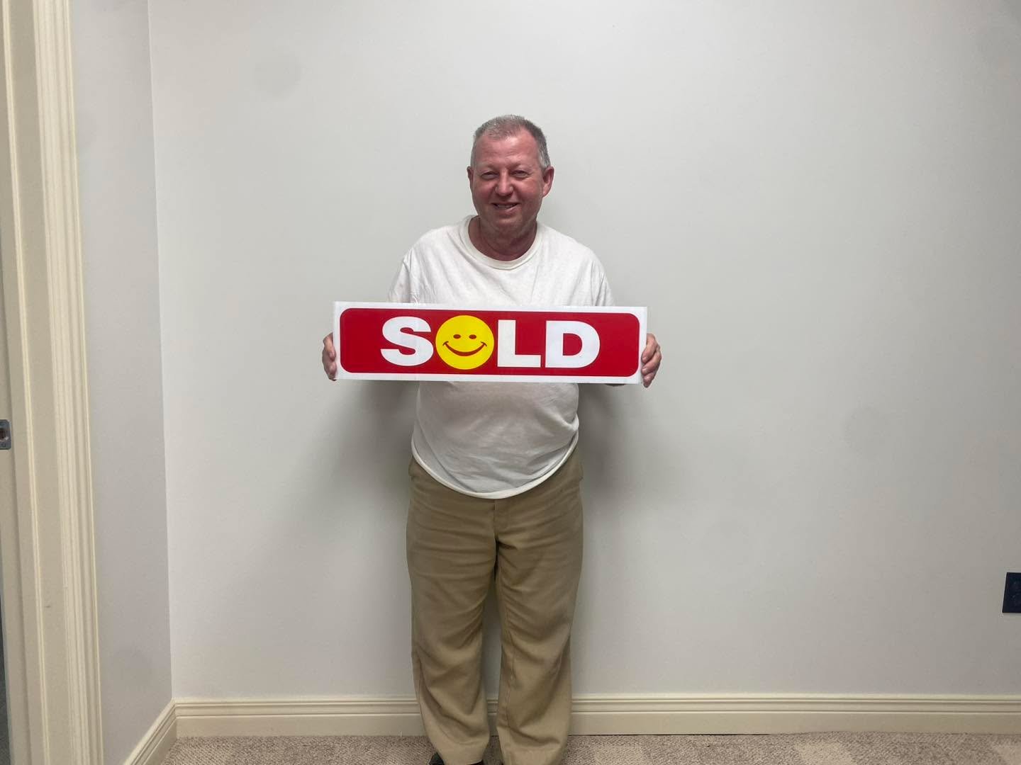 ‼️🏡‼️SOLD‼️🏡‼️SOLD‼️🏡‼️SOLD

Area One Realty would like to say a BIG CONGRATULATIONS 🎉🎊🎈 to our Seller on the successful closing of his Stringtown Rd home 🏡. We appreciate your business and wish you all the best!

Looking to get the SOLD sign 