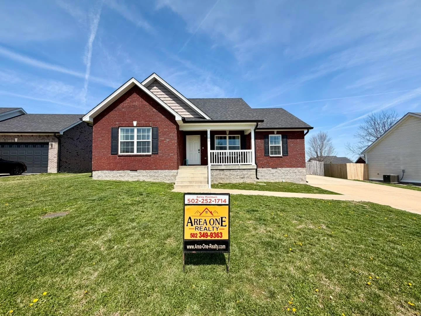 ‼️💥NEW LISTING💥NEW LISTING💥‼️

Let&rsquo;s take a look at Area One Realty&rsquo;s Great New Listing at 109 Linden Avenue in historic Bardstown, Ky offered by Bailey Mashburn!

Well maintained three bedroom two bath brick ranch located in the Coppe