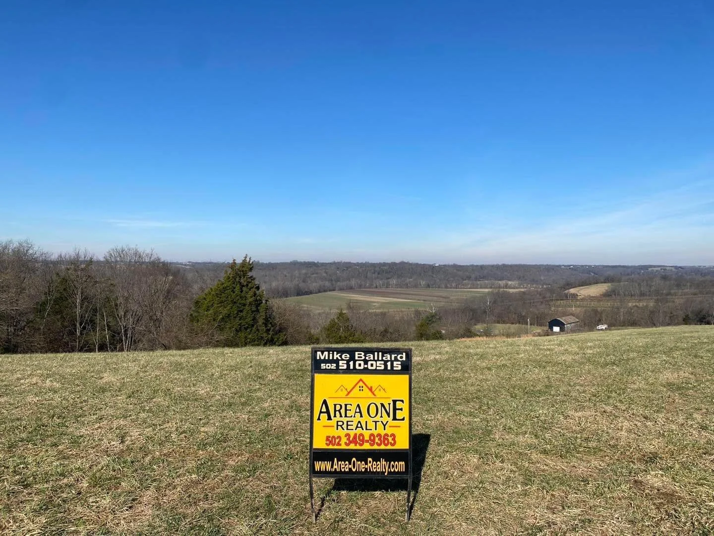 ‼️💥Don&rsquo;t miss this beautiful 🤩 Land Listing at 1300 Eagle Ridge Way located in Springfield, Ky offered by Mike &amp; Kathy Ballard of Area One Realty!💥‼️

Beautiful 🤩 views in all directions await you with this wonderful 16.07 acre building
