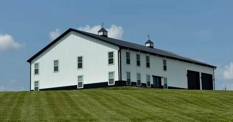 🌷Spring is here, and there&rsquo;s no better time to make your move! Whether you're ready to buy your dream home 🏡or sell your current one, Area One Realty is here to guide you every step of the way. With the market blooming 🌸and opportunities eve