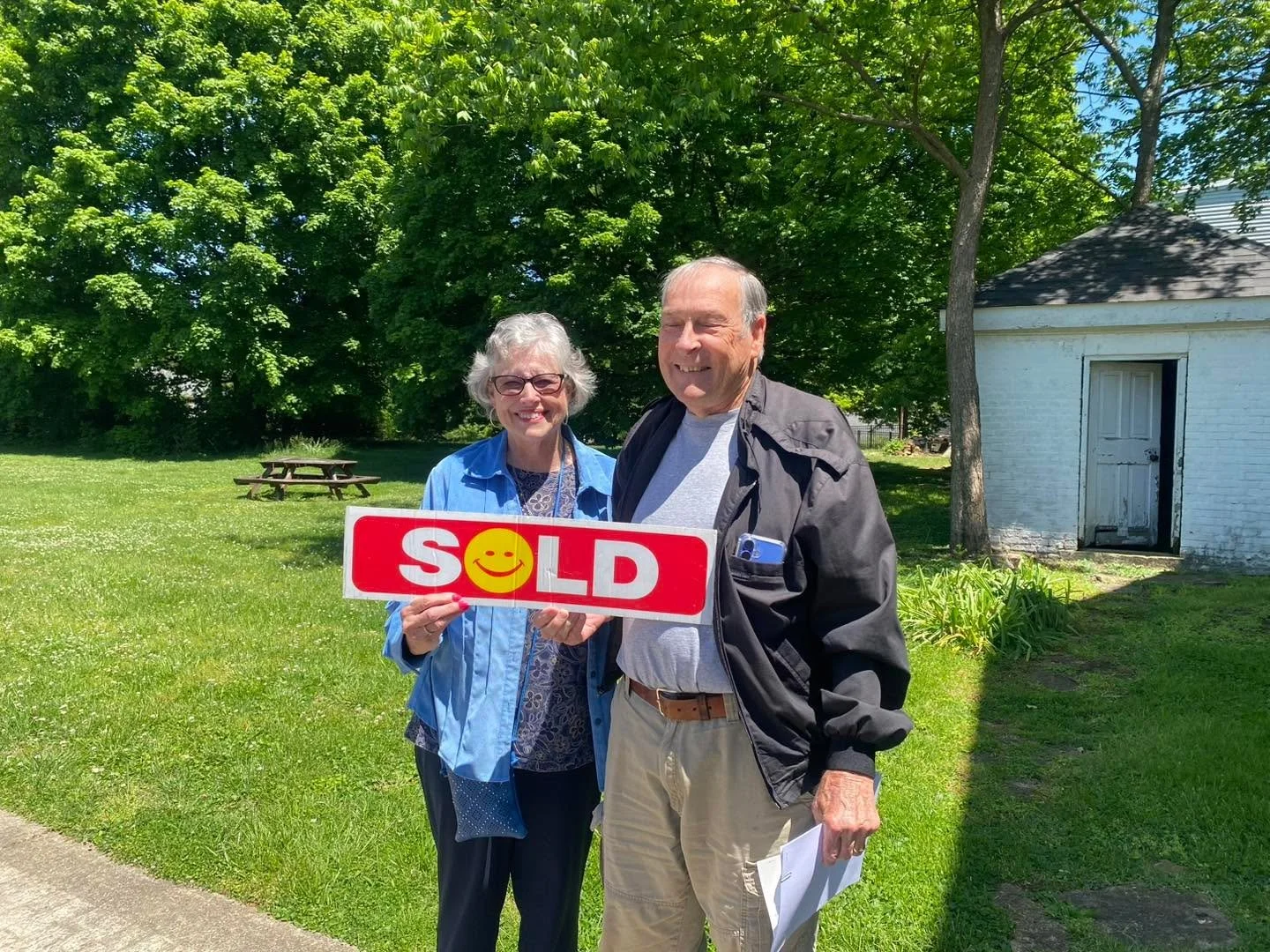 🥳Area One Realty would like to say a BIG Congratulations 🎊🎉🎈 to Richard &amp; Susan on the sale of their wonderful Bardstown home 🏡. We very much enjoyed working with you &amp; thank you for choosing Area One Realty to get your home 🏡 SOLD for 