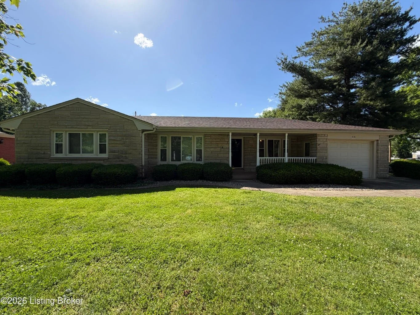 🔥 Things are officially heating 🥵 up at Area One Realty! The market is moving fast, and beautiful new listings 🏡 are dropping daily. Whether you are looking to buy your very first home, 🏡 upgrade your space, or sell for top dollar, the current ma