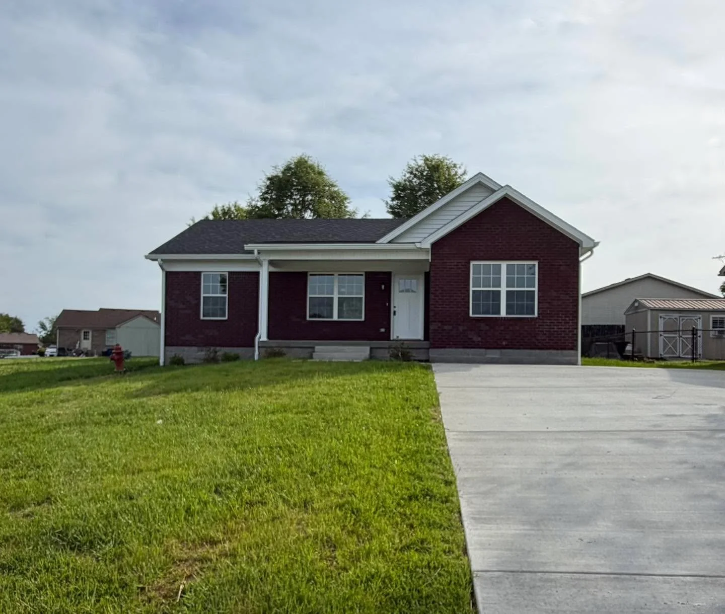 🏠🏠Check out Area One Realty&rsquo;s GREAT selection of new construction homes 🏠 ready for you! From modern designs to energy-efficient features, these homes offer the perfect blend of style, comfort, and convenience. Whether you&rsquo;re a first-t