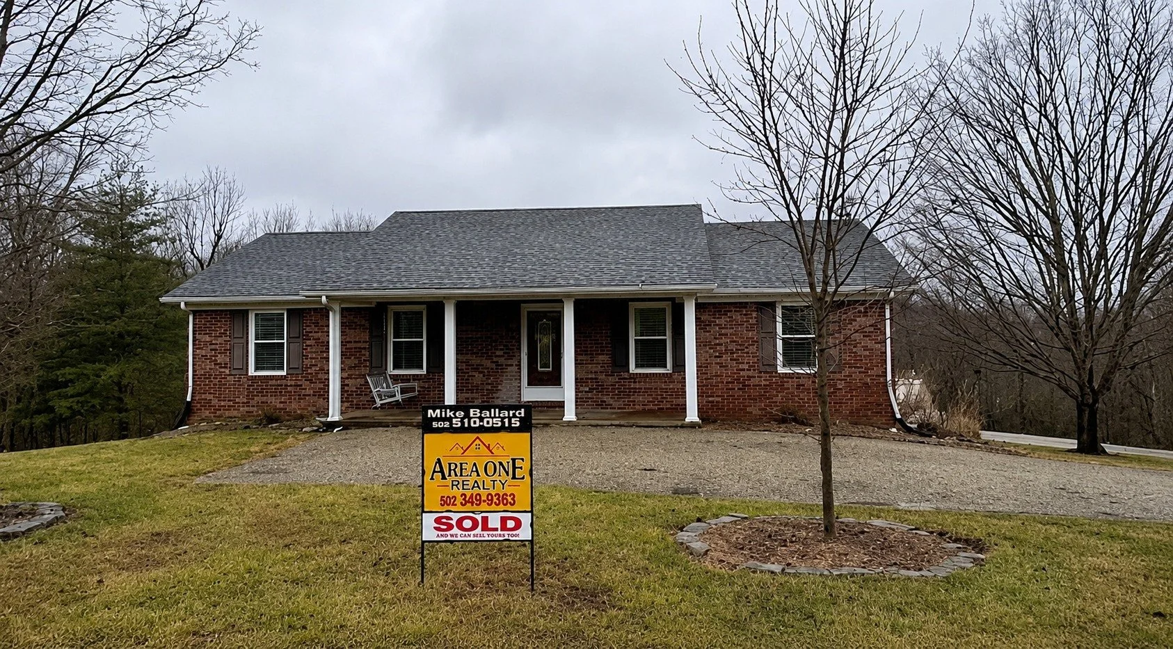 🔑💥SOLD💥🔑
Another beautiful home SOLD by Mike and Kathy Ballard of Area One Realty!

We are incredibly thankful to our sellers for choosing Area One Realty to guide them through the sale of their home in Nelson County. Selling a home is a major de
