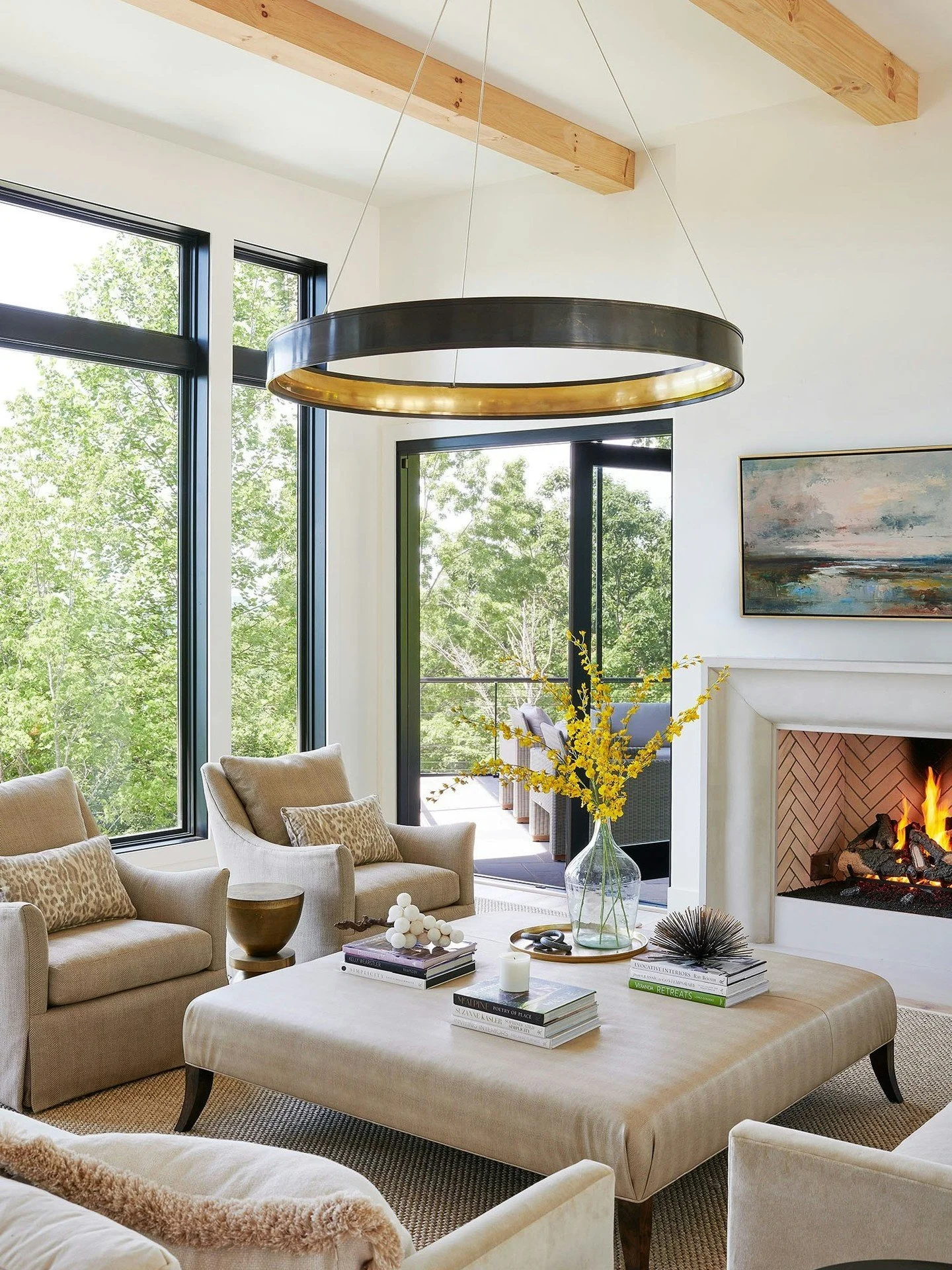 Subtle sophistication in every detail. 

Architecture: @designelitesc
Builder: @evergreencustomconstruction
Photographer: @alisongootee

#LuxuryInteriorDesign #HighEndDesign #MountainHomeDesign #DesignInspiration #DreamHome #CarolineBrackettDesign