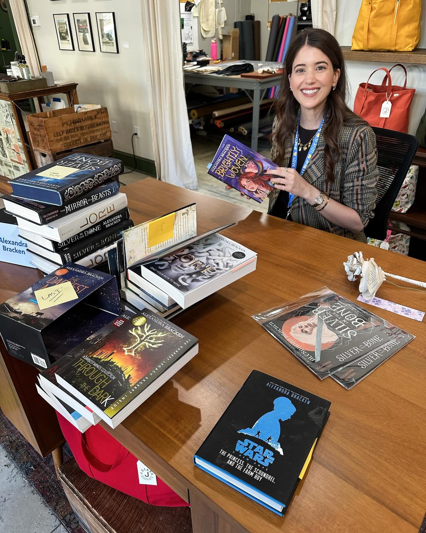 #YALLFest 2024 💕 Thank you so much to the board, the staff, @bluebicyclebooks, and all the wonderful volunteers who made this weekend such a success!! I loved meeting so many readers and reuniting with some old friends&mdash;I am beyond grateful to 
