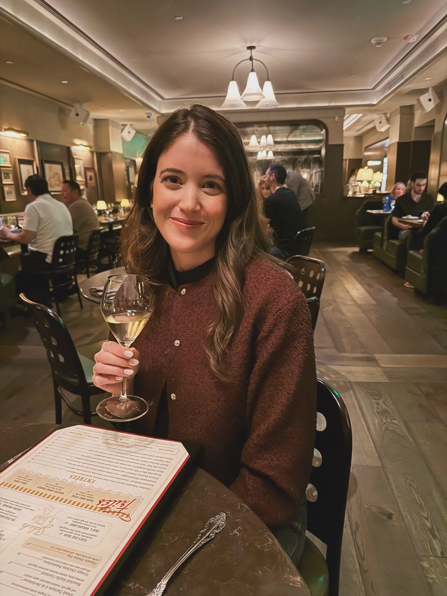 📷 week 09/52 - birthday festivities 🎂

1. A birthday portrait by @stephb0302 whose birthday it is today!! Happy birthday sister!!! 💕💕💕
2. A birthday portrait by my nephew that gives sorority girl circa 2008 😂
3 &amp; 4. Joint family bday celebr