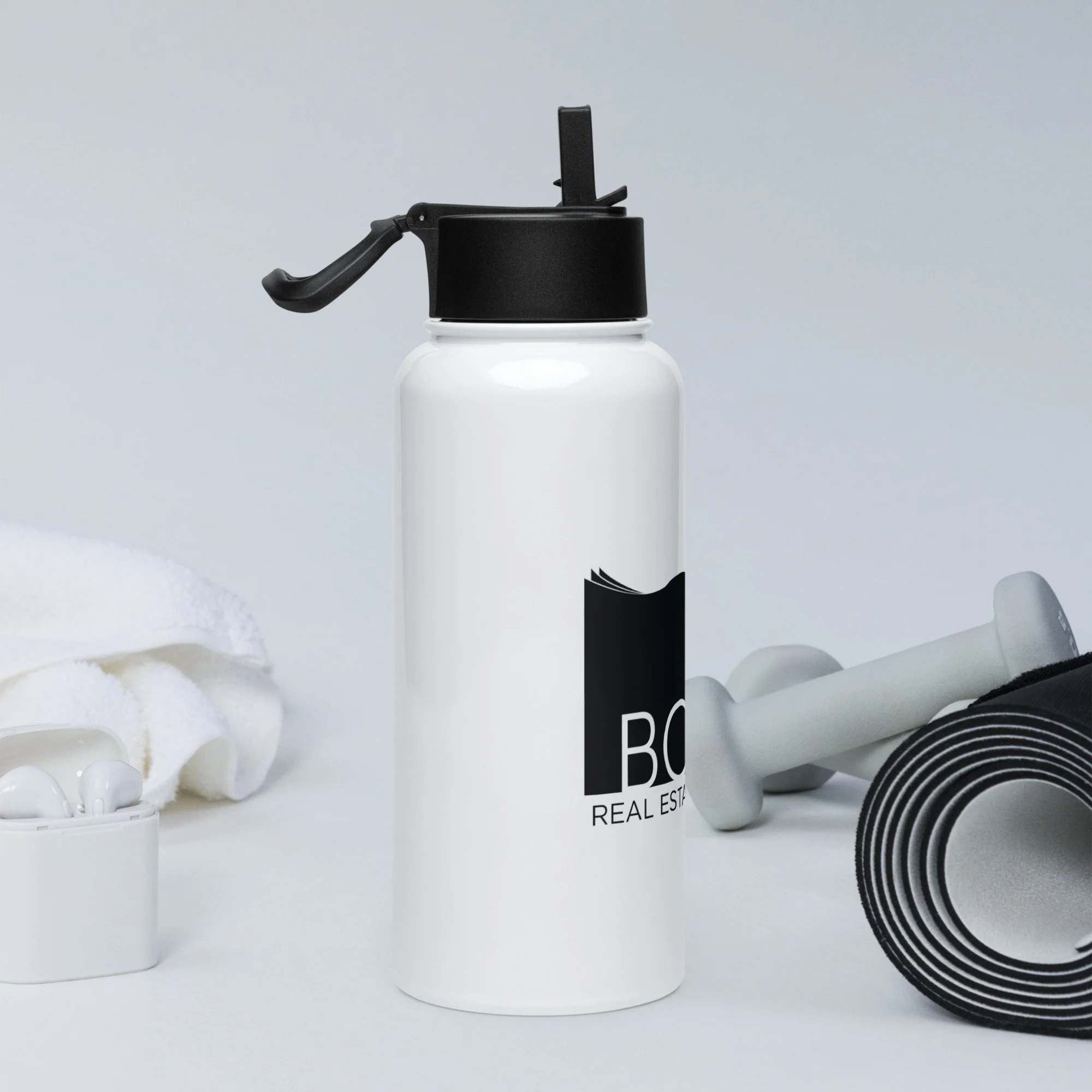 stainless-steel-water-bottle-with-a-straw-lid-white-32-oz-right-6a10c4aeaf443.jpg