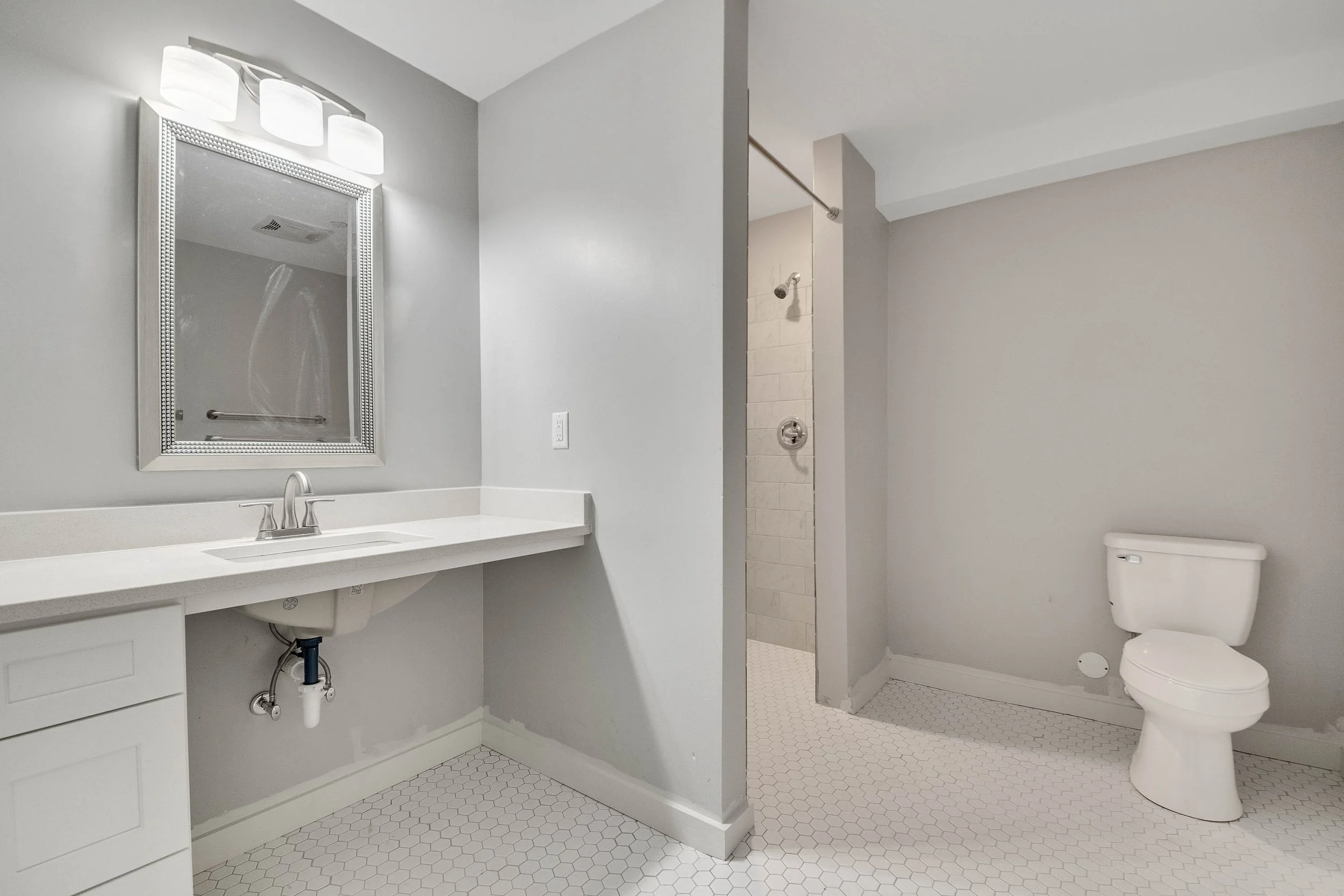 Eighty-59-Flats-Unit-13-9.jpg