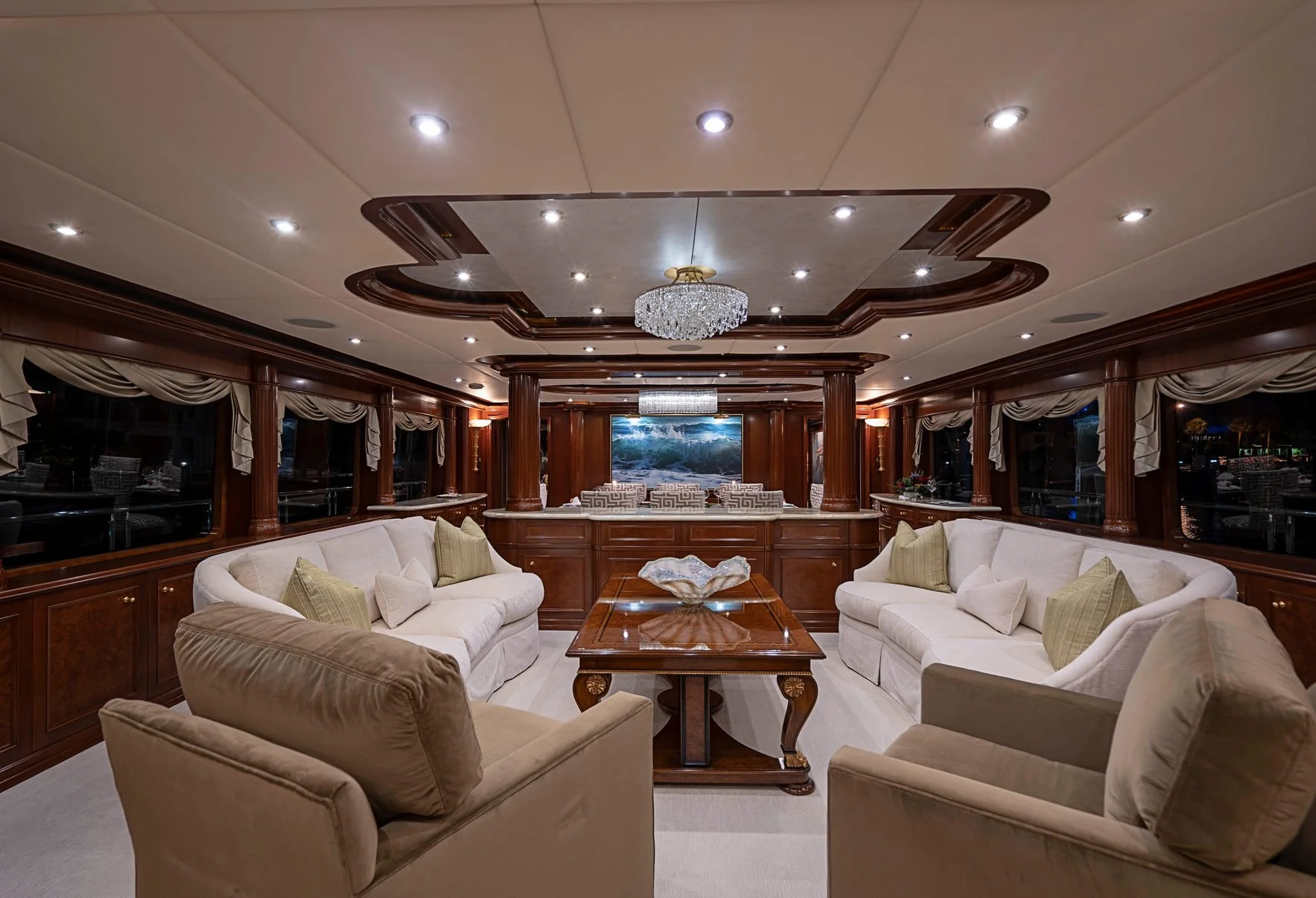 luxury-charter-yacht-aqausition-salon2 (1).jpg