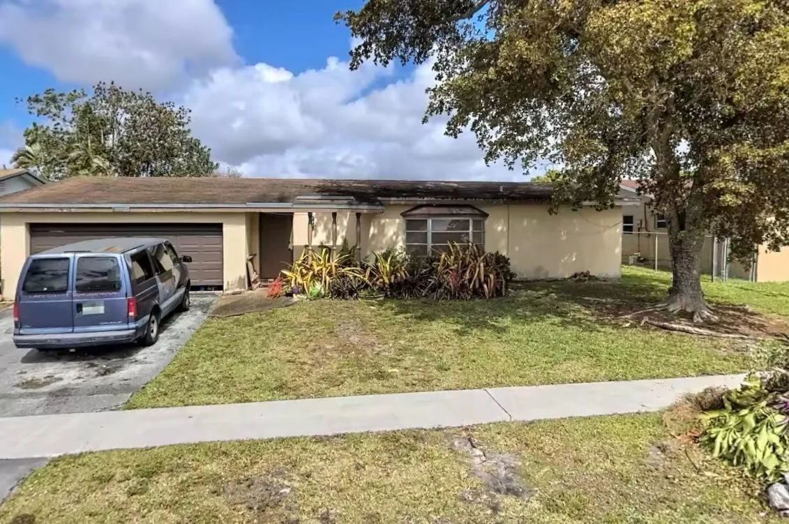 Sunrise, FL 33322

Price: $450,000

Bedrooms: 4
Baths: 2
Living: 1,768 SF
Lot: XXXX SF
Notes: 650k ARV, needs about 60-80k rehab. CBS structure. Built in 1973
.
.
.

#miamirealestate #southfloridarealestate #miami #broward #palmbeach #westpalmbeach #