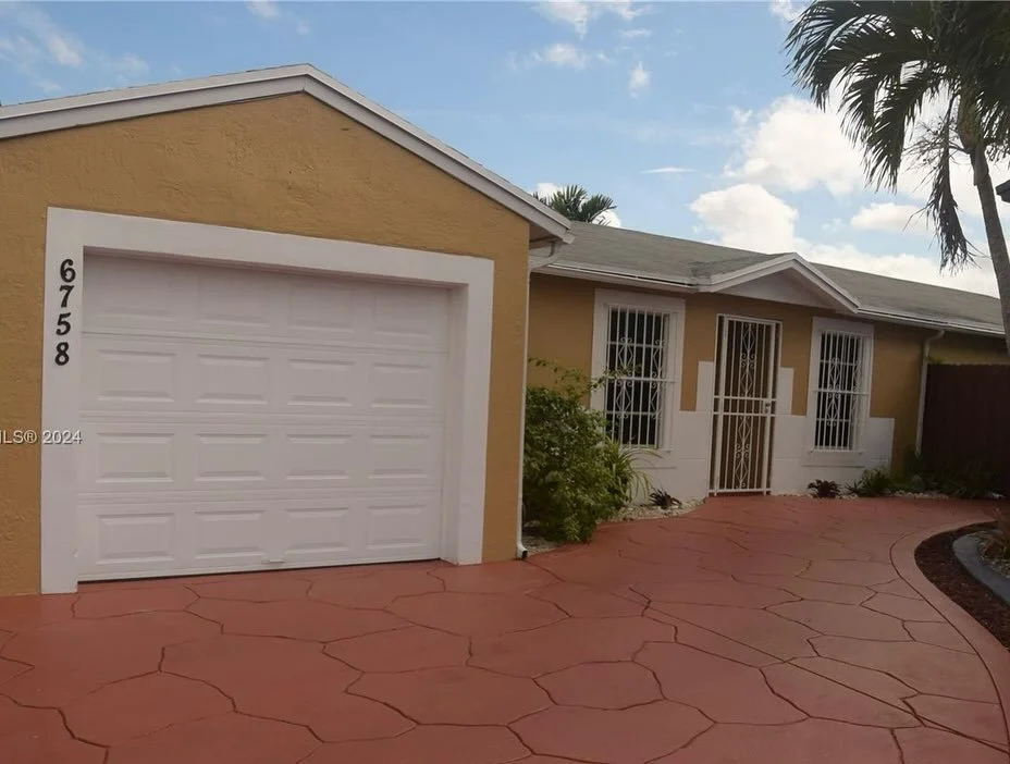 Completely redone exterior of this single family home. 
.
.
.
.
.
.
.
.
.

#miamirealestate #southfloridarealestate #miami #broward #palmbeach #westpalmbeach #ftlauderdale #pembrokepines #kendall #homestead #hollywoodfl #daniabeach #hialeah #perrine 