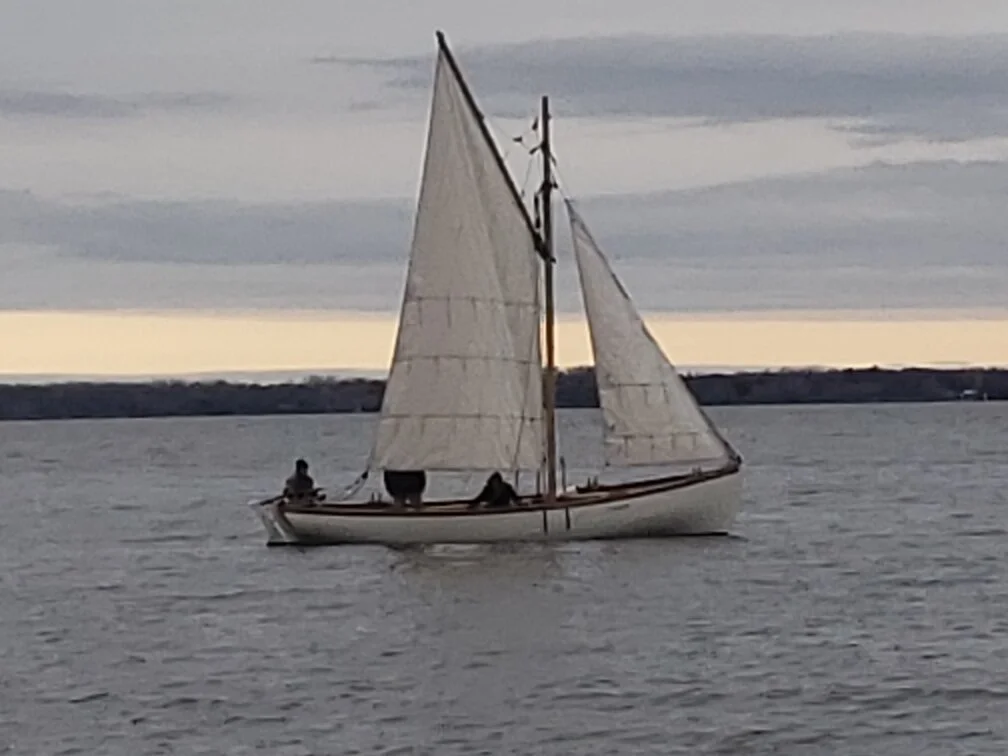 wooden sail boat rides
