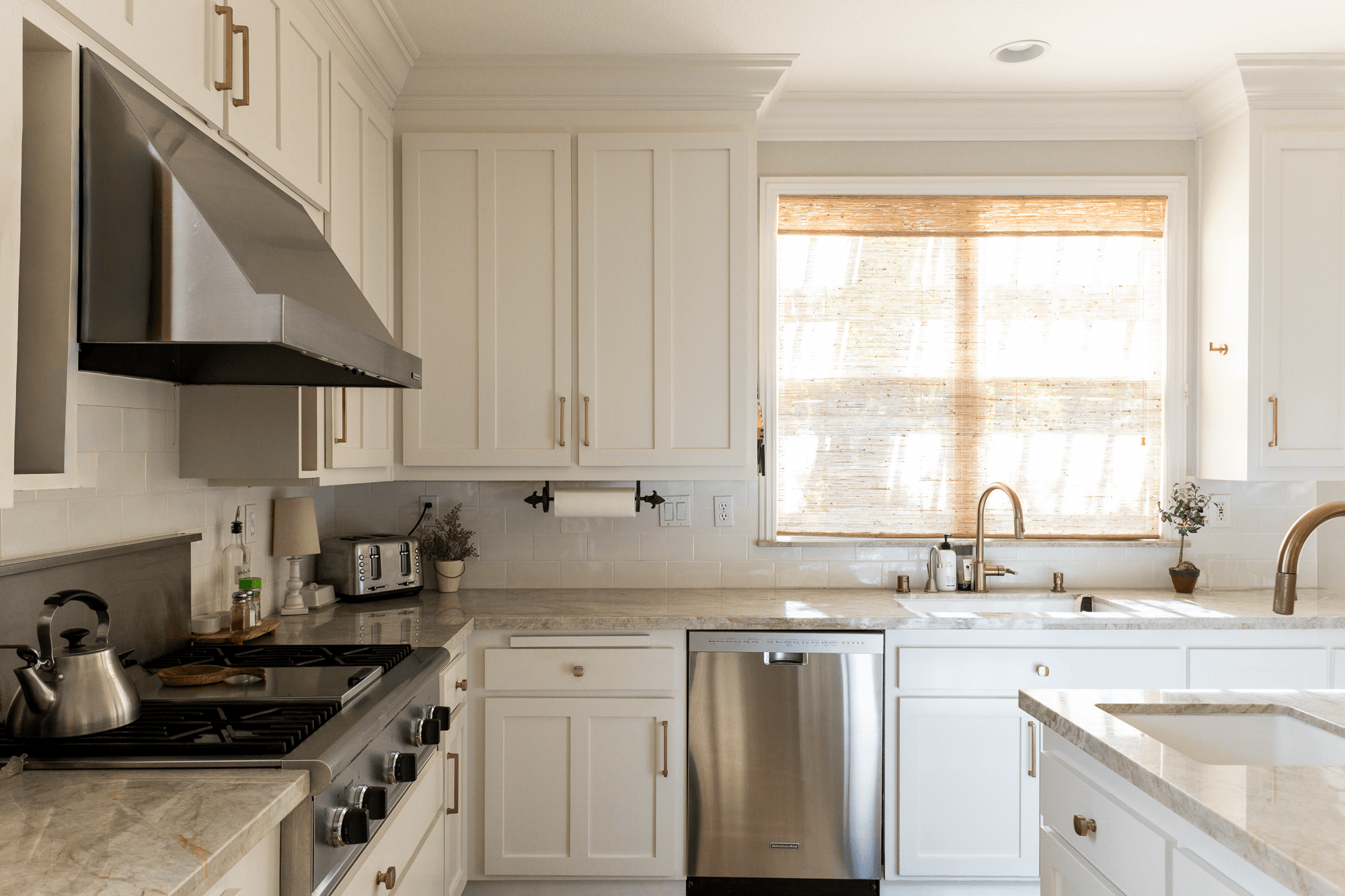 Mazz Kitchen-1.png