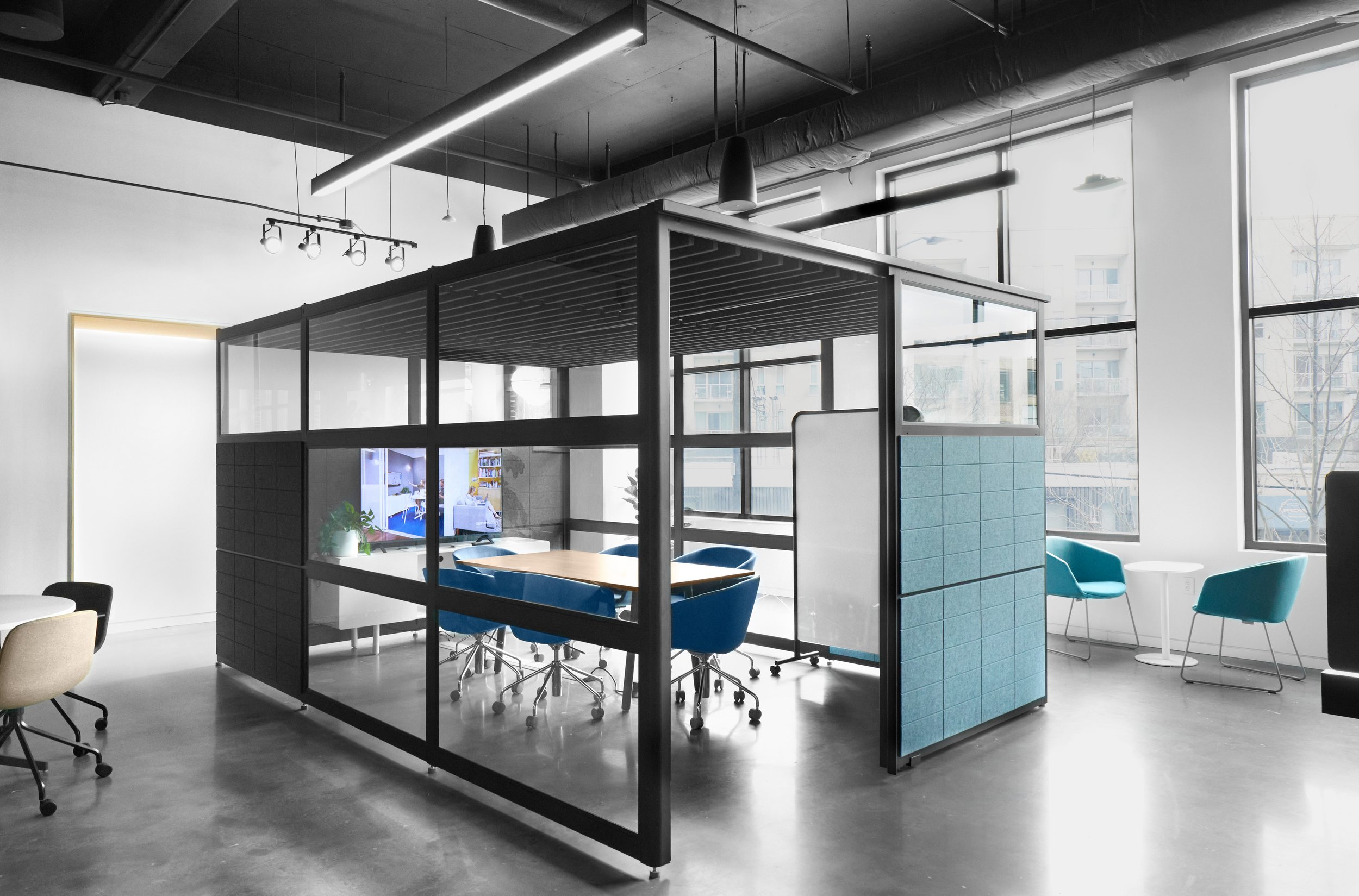 ATL Showroom_PoppinSpaces_2-hpr.jpg