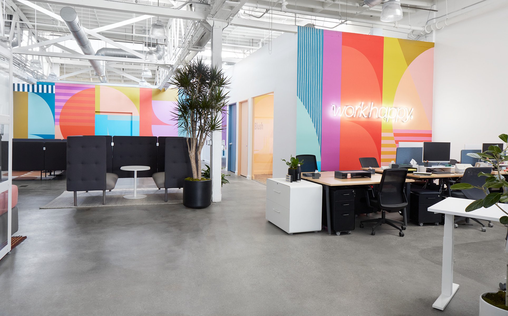 PoppinLA Showroom_01-hpr.jpg