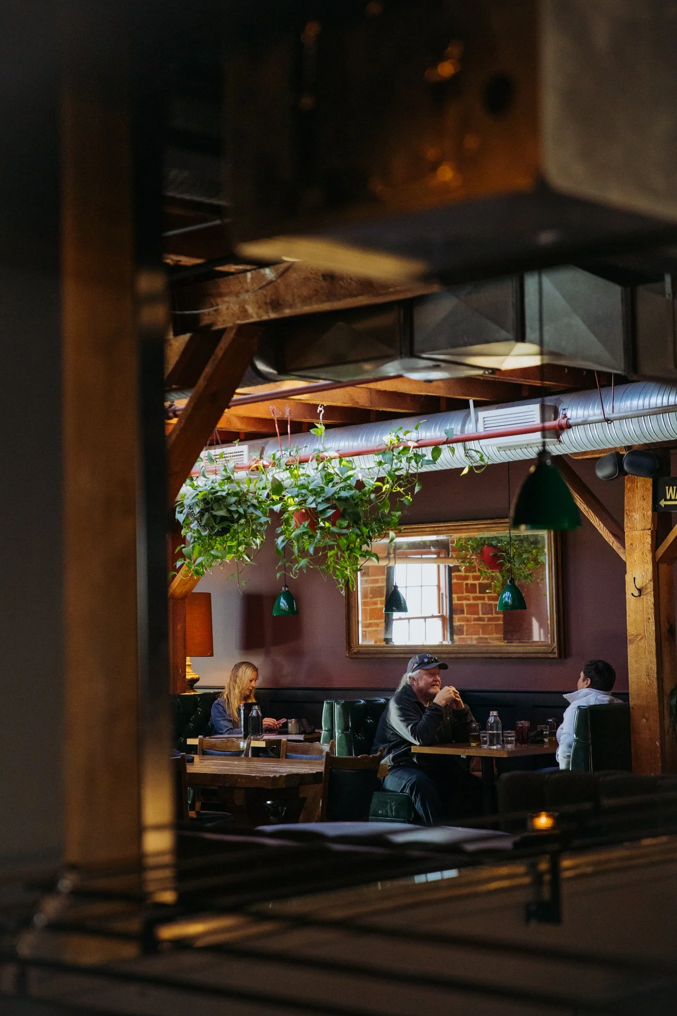 BNA Refresh guests at table-2.jpg