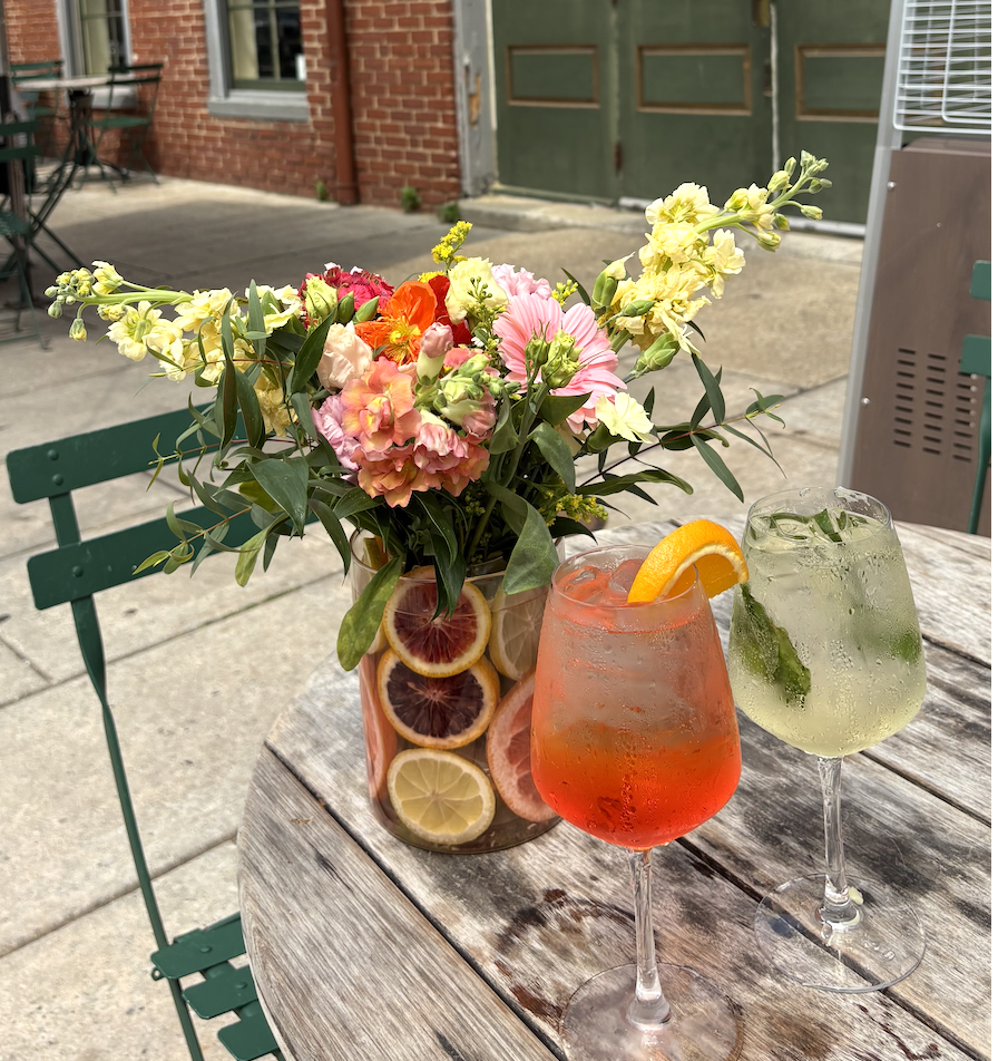FLORAL WORKSHOP - Sunsets, Spritzes & Citrus Stems Workshop