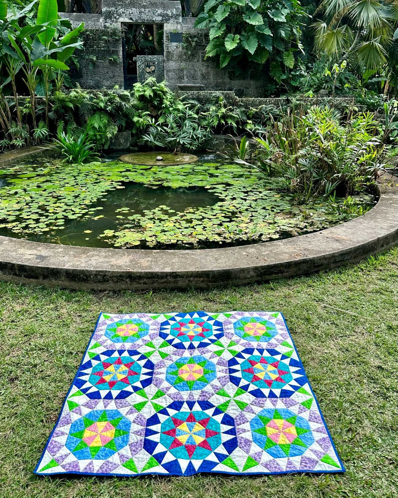 Small World quilt pattern by Tara Faughnan