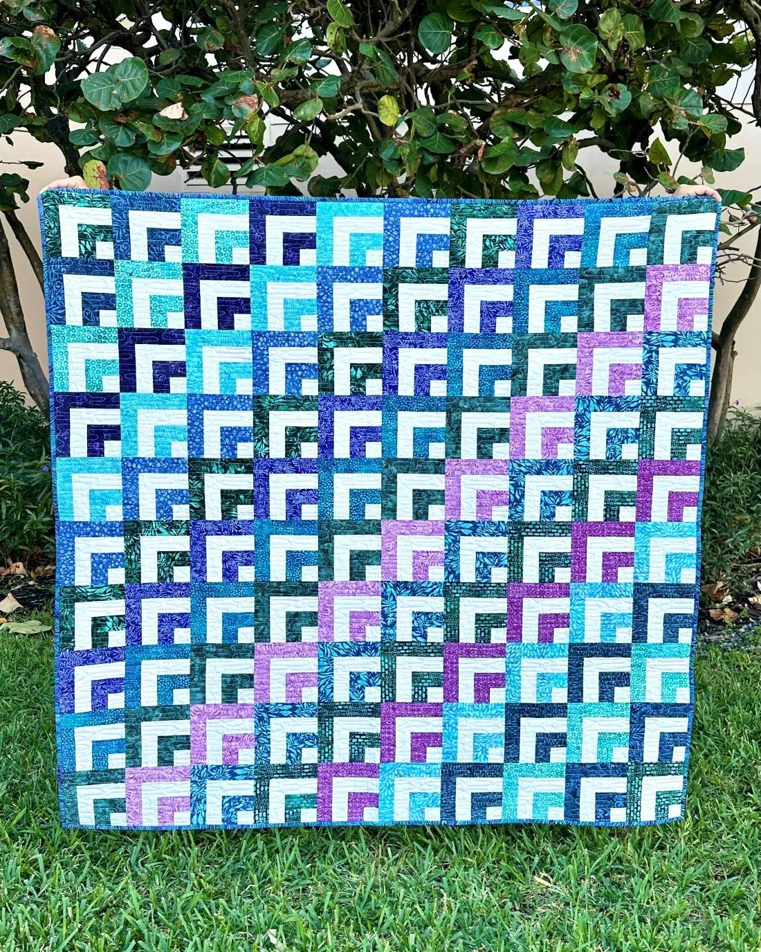Quarter log cabin quilt front