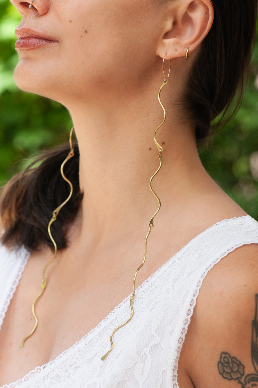ETHERIC_EARRING_P2.png