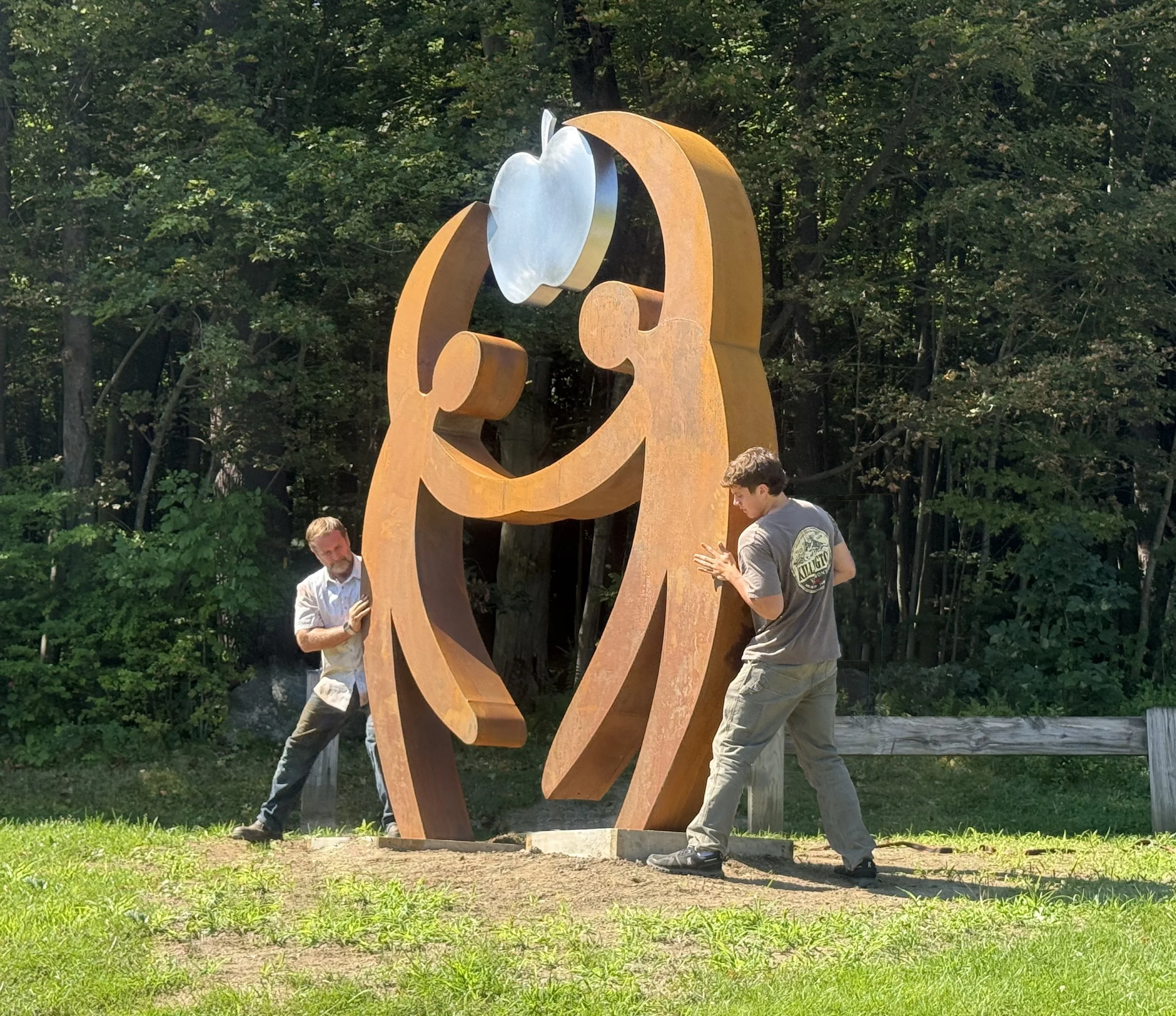 Apple Dancers 2.jpg