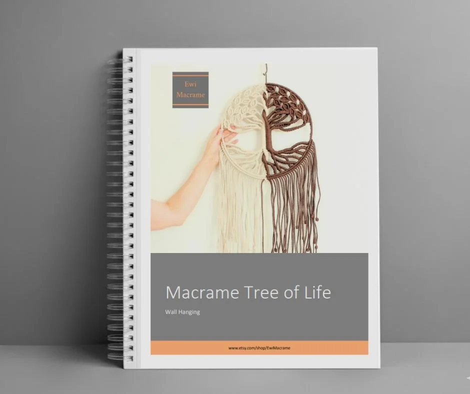 macrame tree two colors