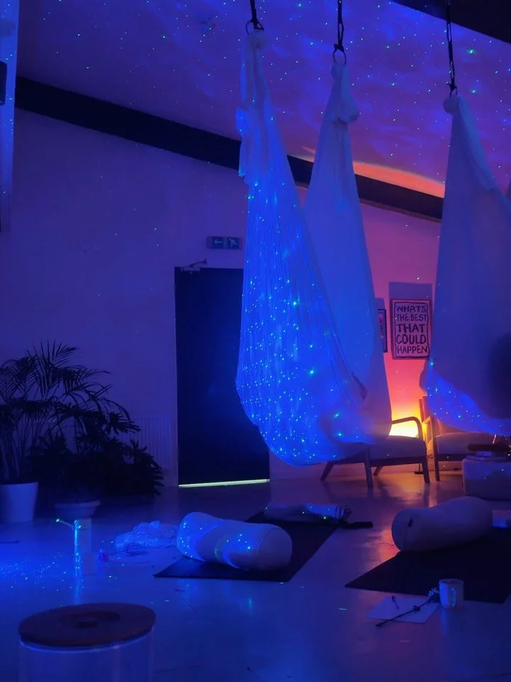 A few snippets from our recent immersive experience led by @lizaalsady. This is about connecting to the magic that always exists within you and around you. We The Conscious method is all about giving you the power to connect to the wisdom that exists