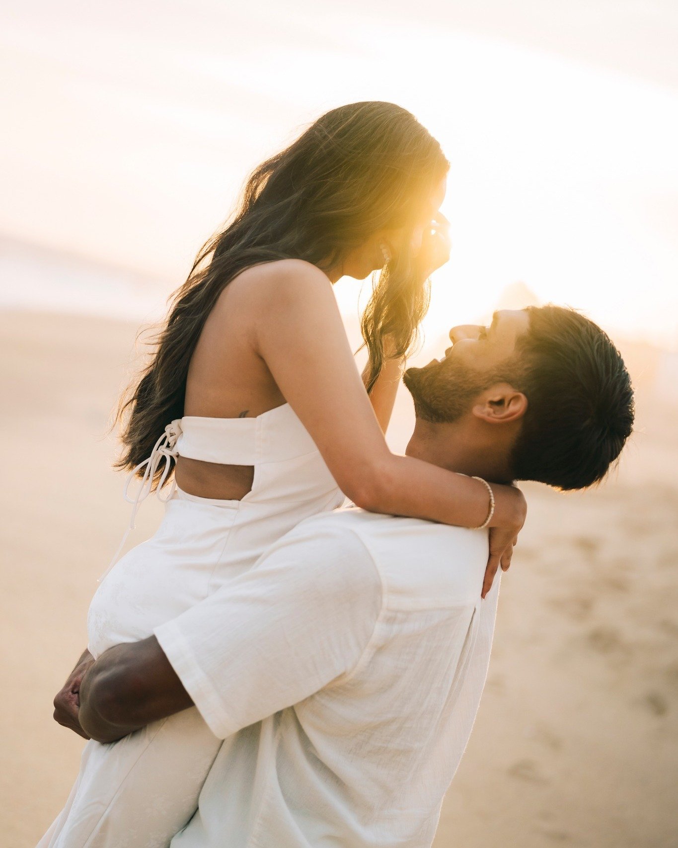 There are moments when words fall short&mdash; when love reveals itself not in grand gestures, but in quiet certainty.
Sagar &amp; Selene, in a proposal that felt like time standing still.

.

.

.

.

.

.

.

.

.

.

#couplephotography
#CaboPropos