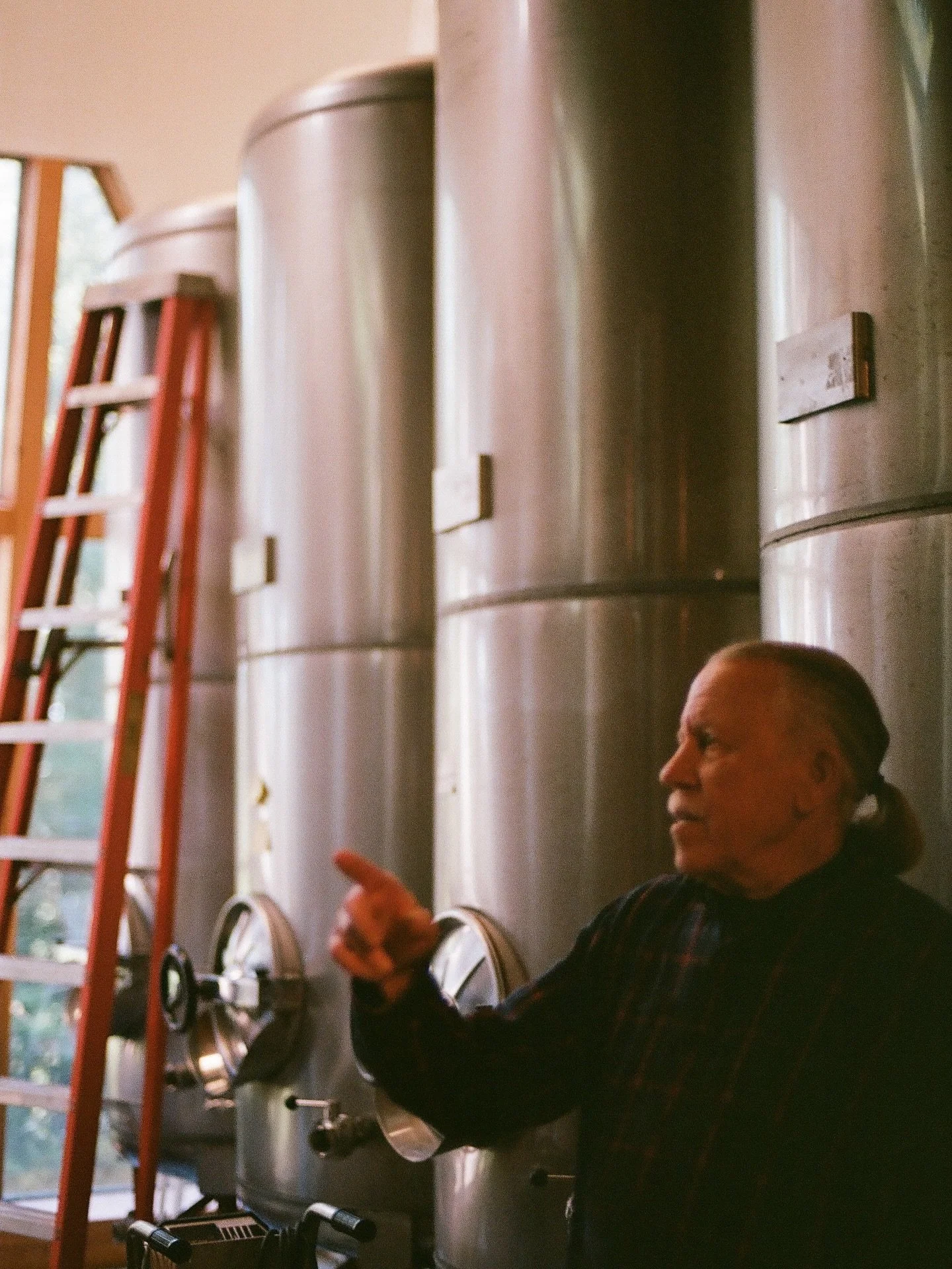 Long time family friends, Bob and Kathe Bartlett, have owned and operated Bartlett Maine Estate Winery in Gouldsboro for over 40 years. They specialize in fruit wines, featuring fruits that are more tolerant to our climate here in Maine than grapes -