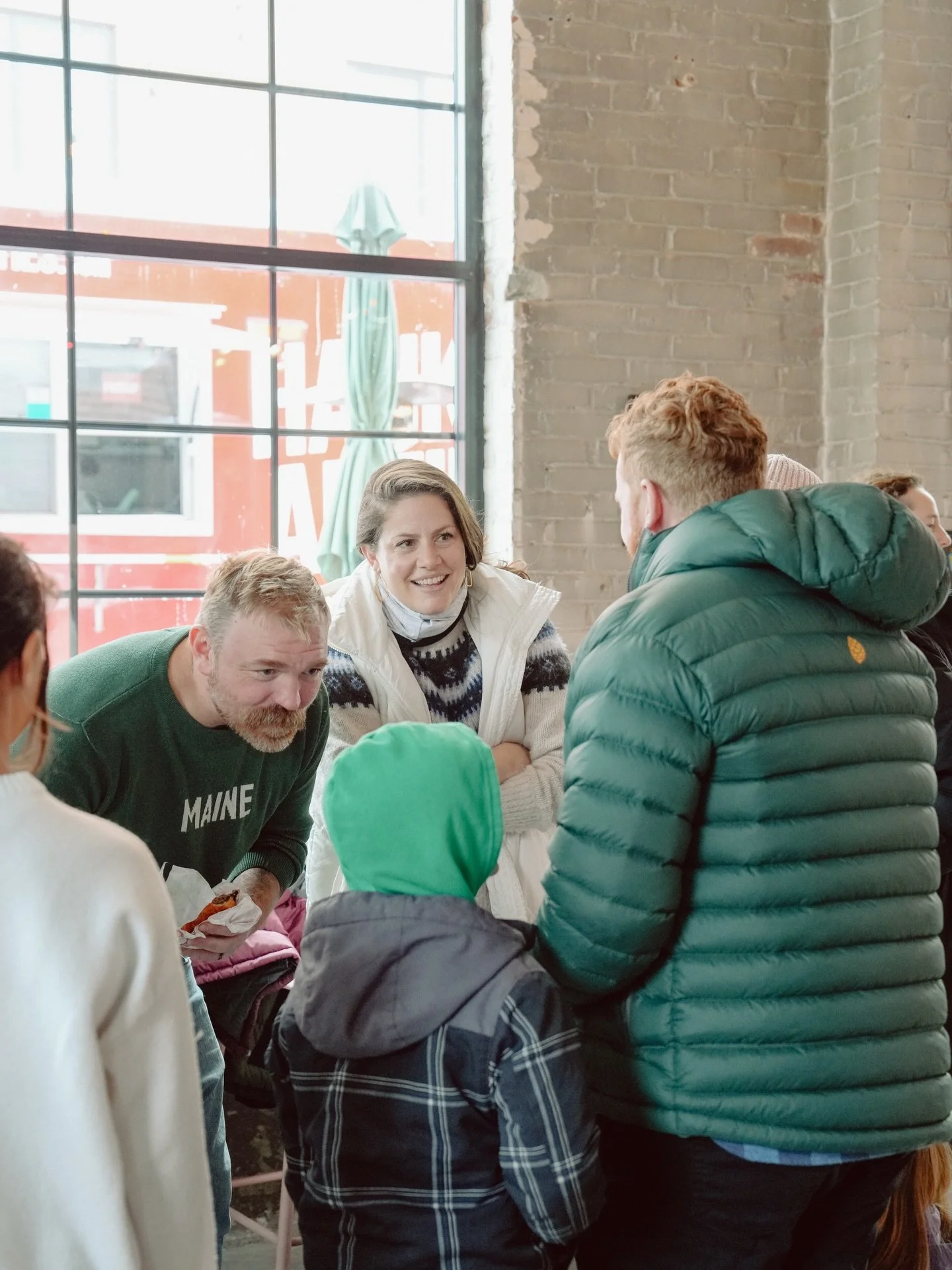 On Saturday, I joined Amy and Graham (@grahamformaine) for an adorable, family-friendly arts and crafts event at Argenta Brewing (@argentabrewingcompany). The event featured delicious food from Hank &amp; Arties (@hankandarties), art stations, and a 