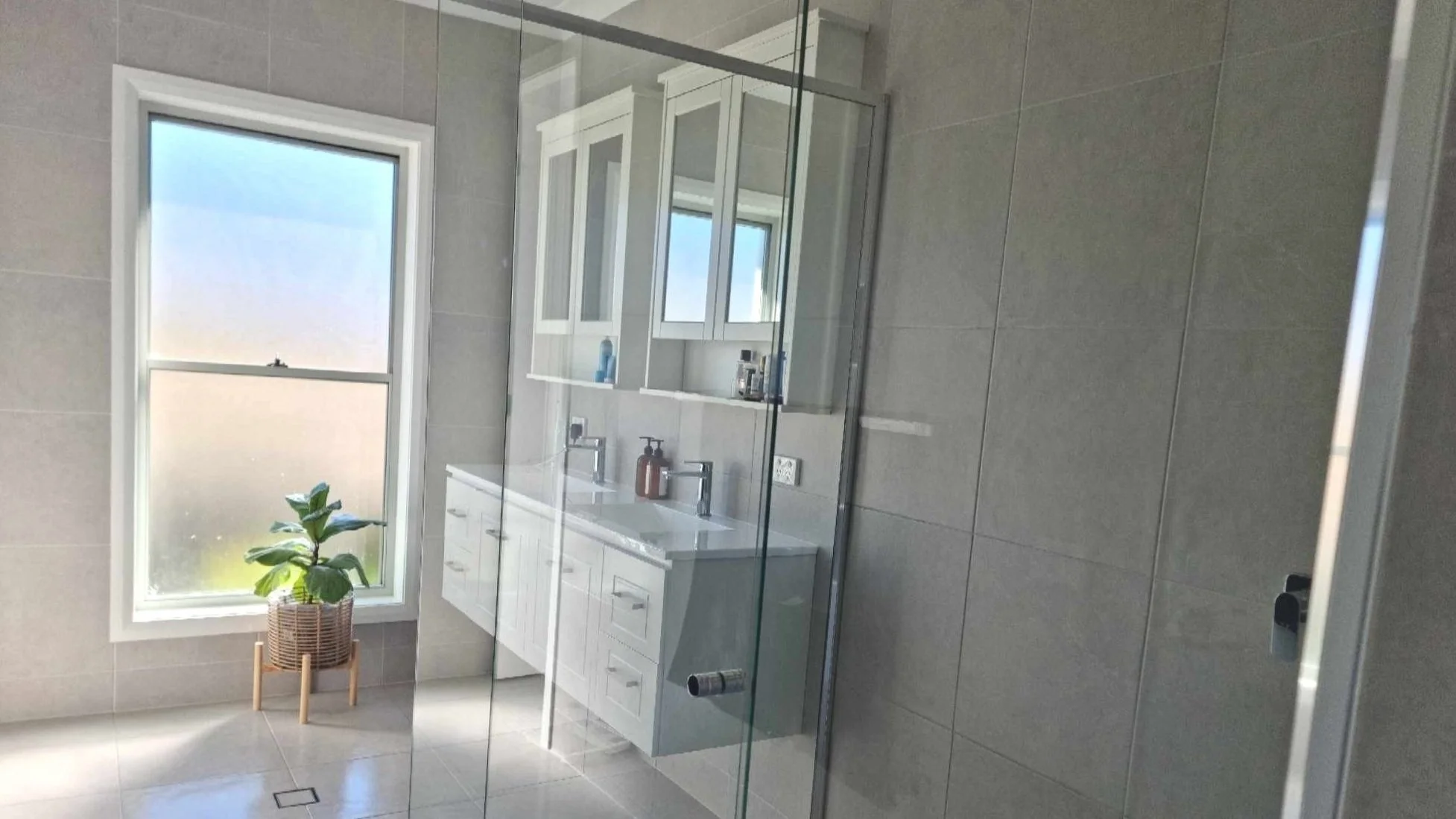 Residential Bathroom Freshly Cleaned by Clean LIVin