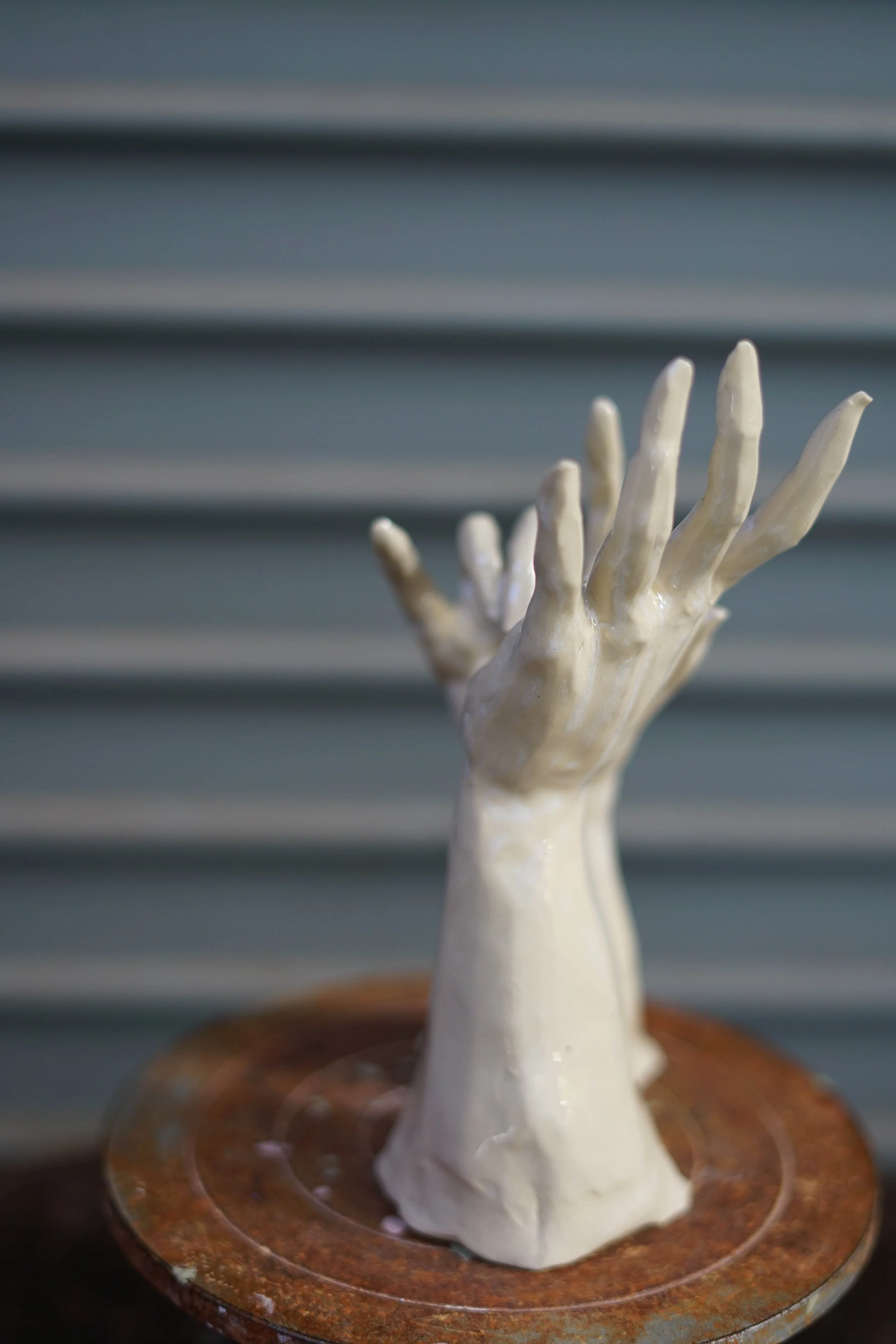 holyvoids_hands-68.jpg
