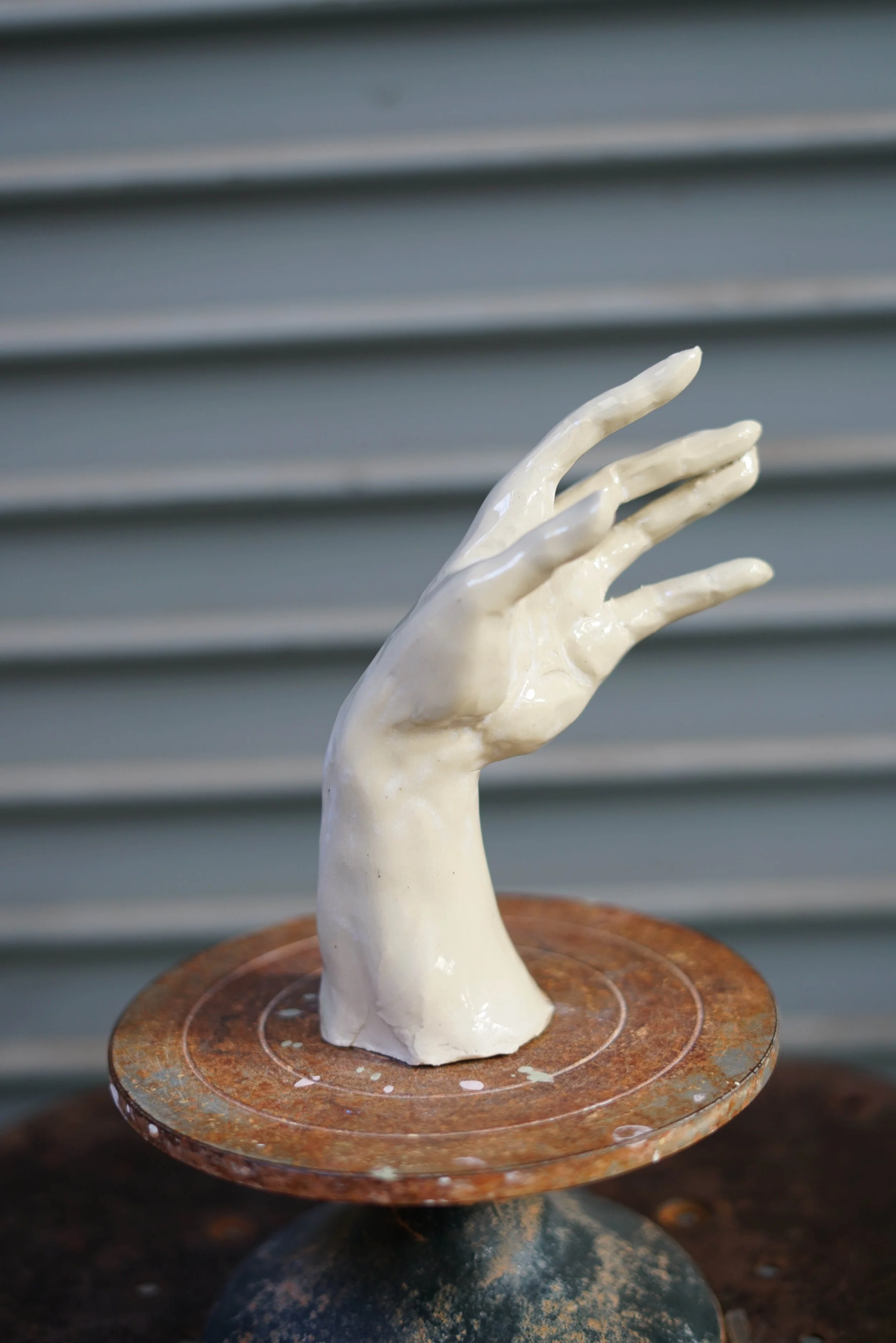 Hand 9
