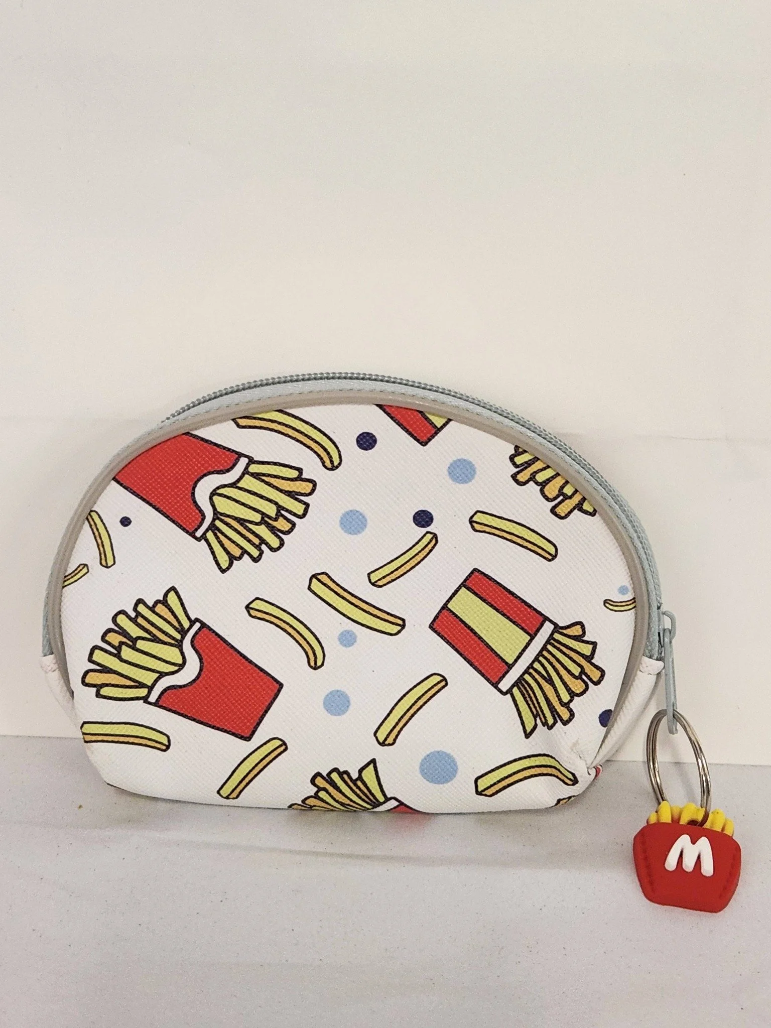 coin bag fries whi.jpg