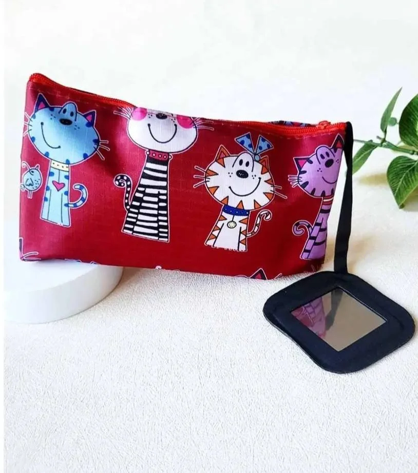 zip bag whimsy cat.jpg