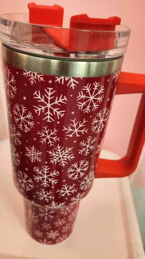 Tumbler+red+snowflake.jpg