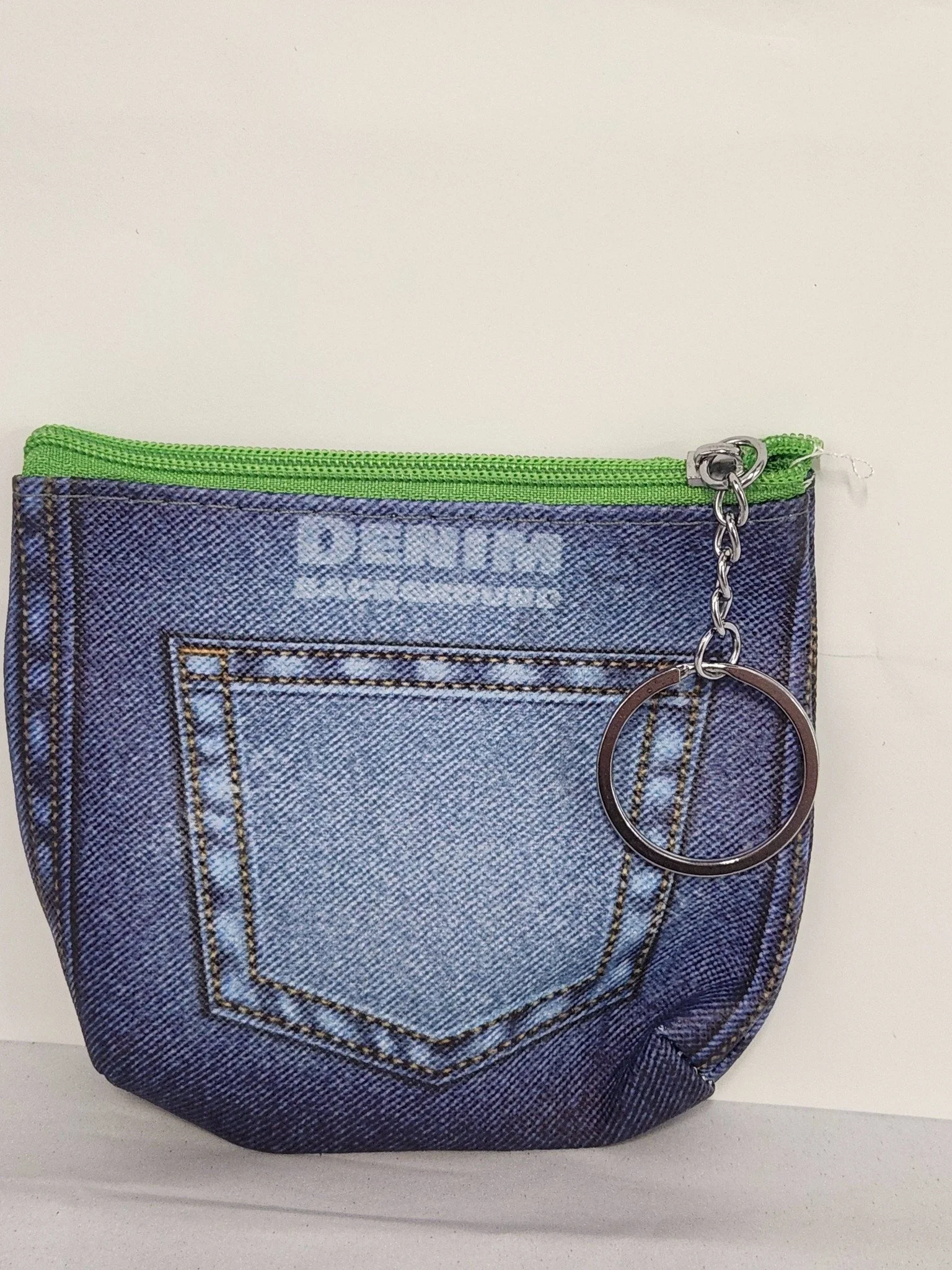 coin bag denim grn zip.jpg