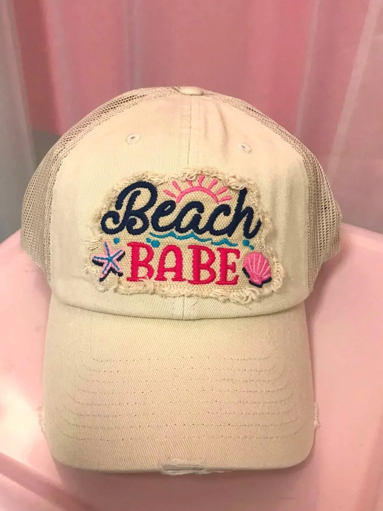 cap+beach+babe.jpg