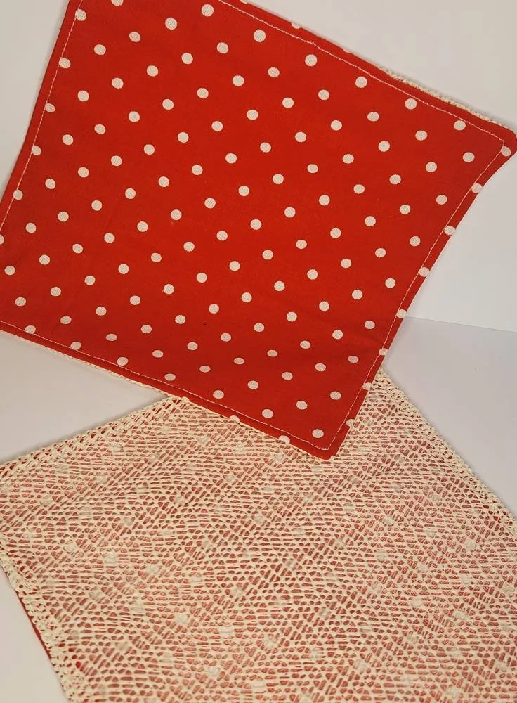 jar gripper polka dot.jpg