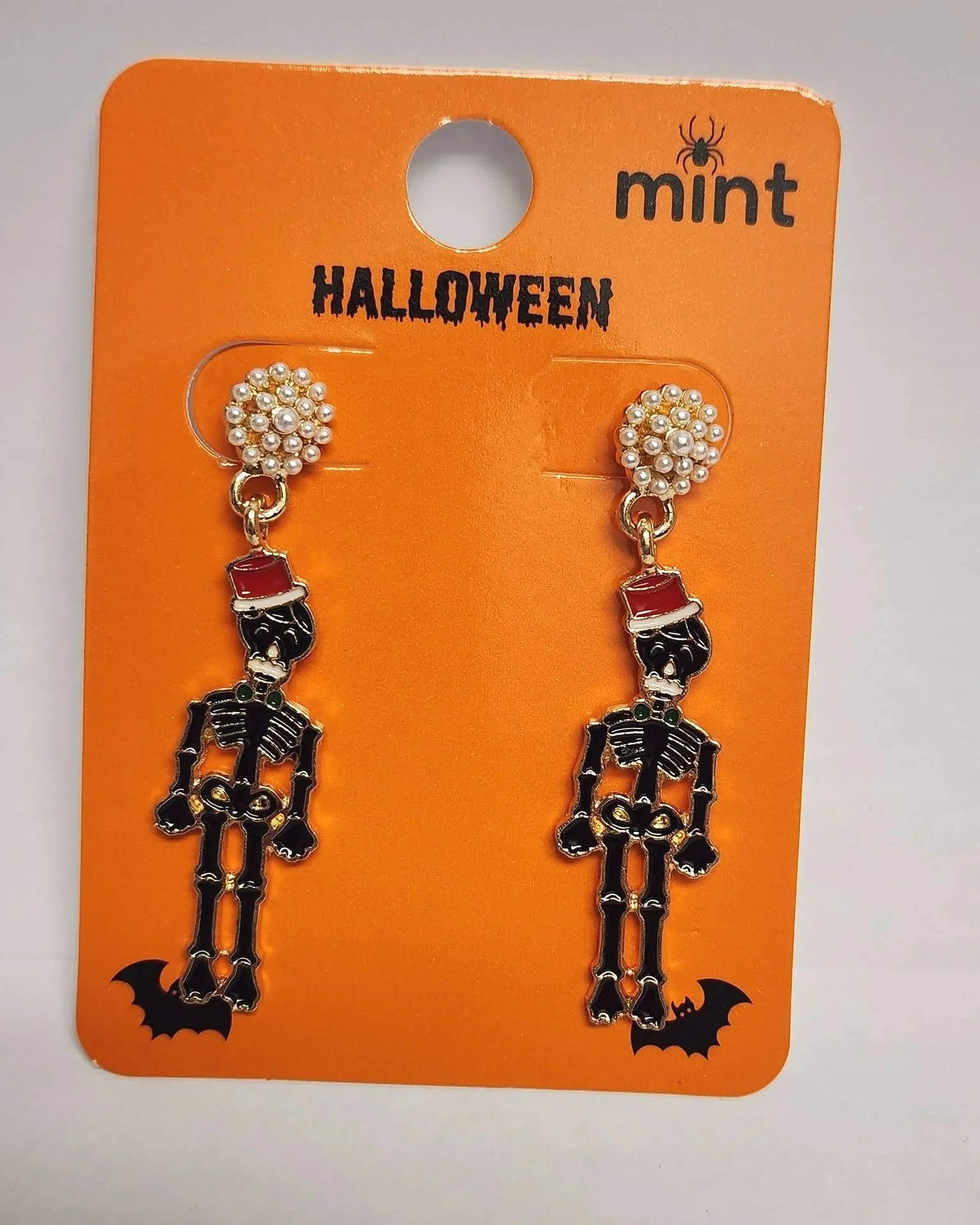 Skelly+earrings.jpg