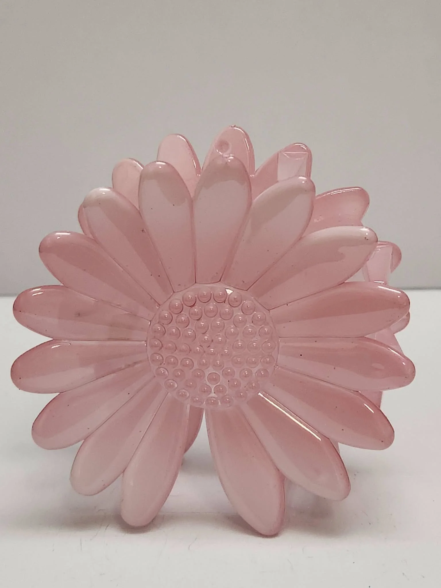 Daisy claw dark pink.jpeg