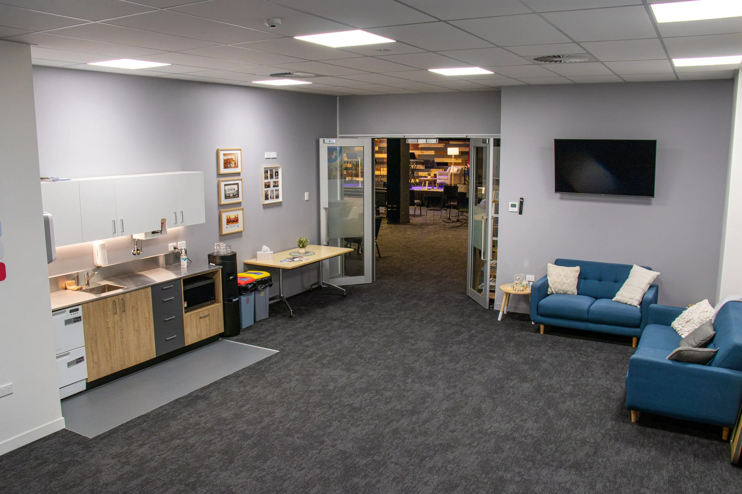 Foyer + Meeting Room - IMG 1 - TSA Cuba Street.jpeg