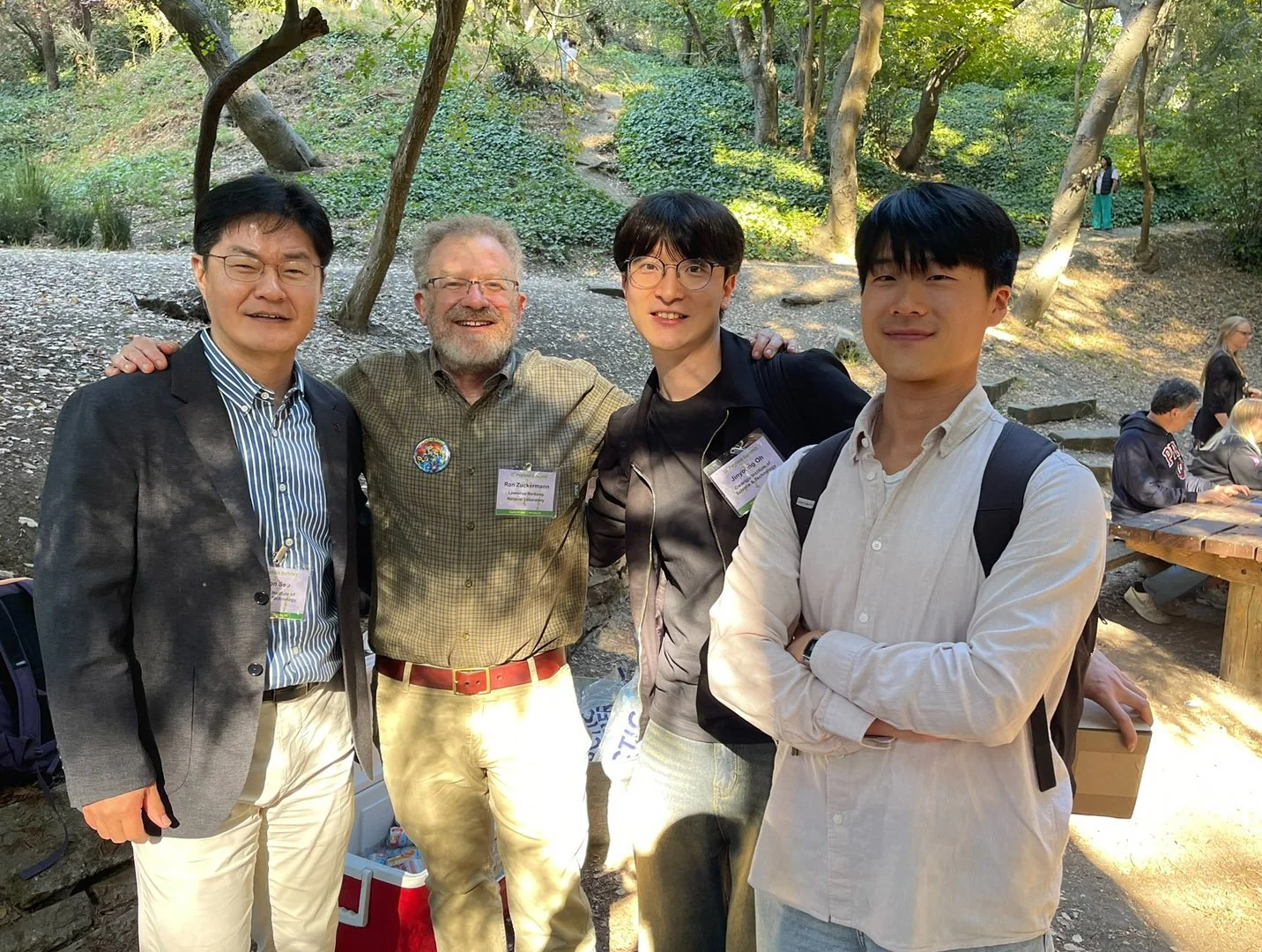 Jiwon Seo, Ron, Jinyoung Oh, Yen Jea Lee